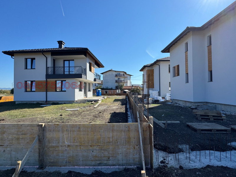 In vendita  Casa regione Sofia , Kostinbrod , 185 mq | 61012814 - Immagine [2]