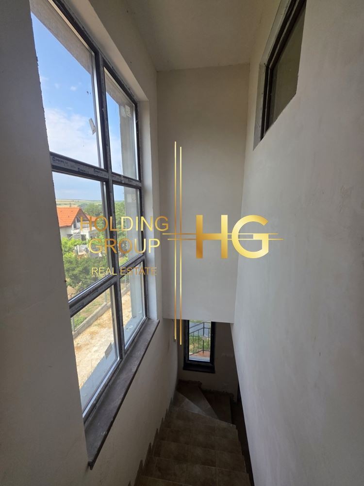 Продава  Къща област Варна , с. Равна гора , 245 кв.м | 93754440 - изображение [8]