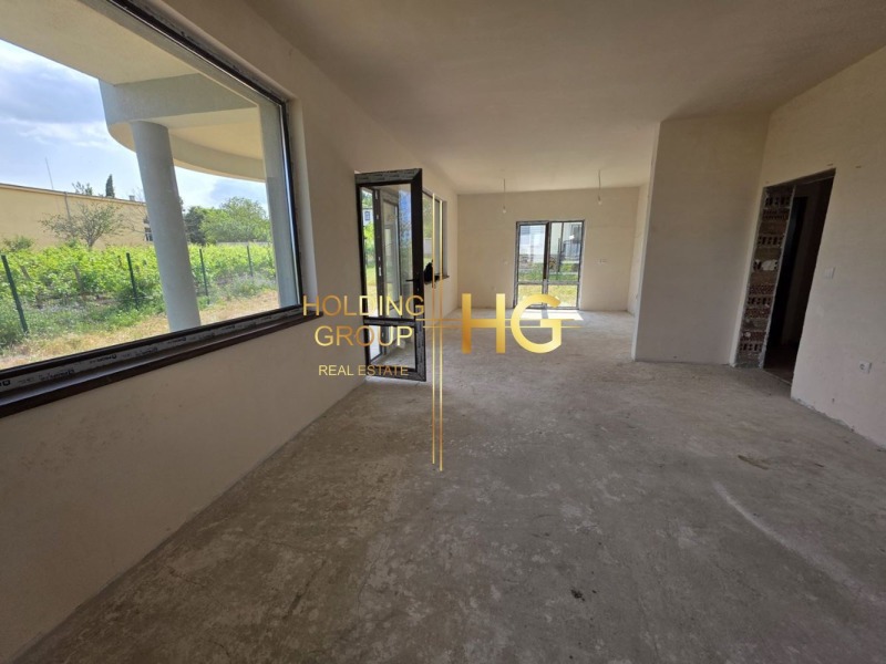 Продава  Къща област Варна , с. Равна гора , 245 кв.м | 93754440 - изображение [5]