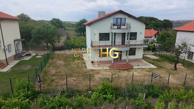Продава  Къща област Варна , с. Равна гора , 245 кв.м | 93754440 - изображение [4]