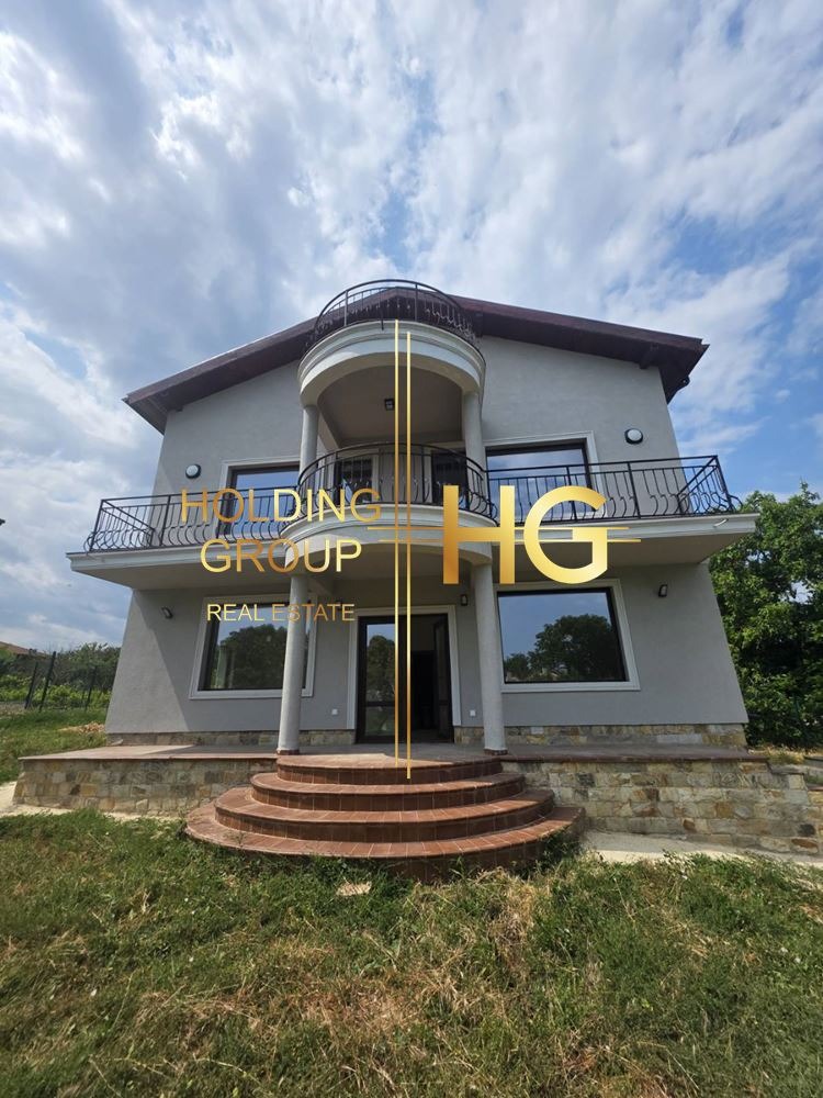 Продава  Къща област Варна , с. Равна гора , 245 кв.м | 93754440