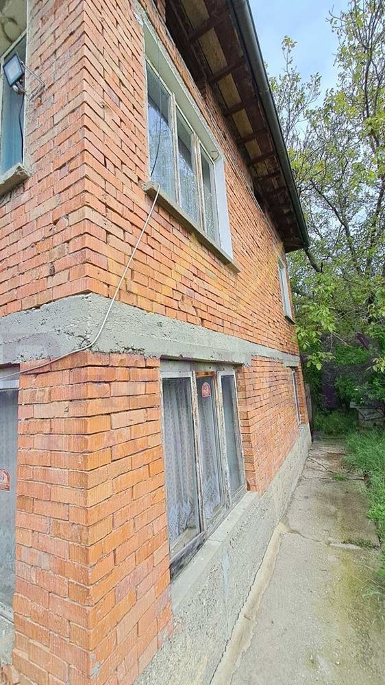 Продава КЪЩА, с. Величково, област Варна, снимка 2 - Къщи - 54105233