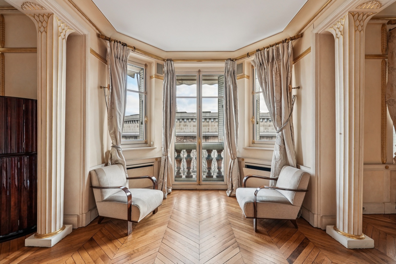 Продава МНОГОСТАЕН, гр. Варна, Център, снимка 14 - Апартаменти - 54344657