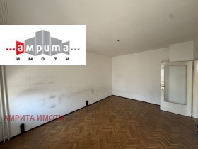 Продава  2-стаен, град София