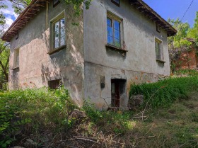 Продажба на имоти в с. Големо Малово, област София - изображение 1 
