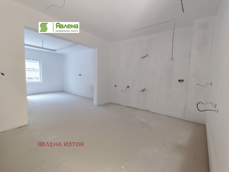Продава 3-СТАЕН, град София, Докторски паметник • 349500 € / 683562.58 лв. • 43677000 1