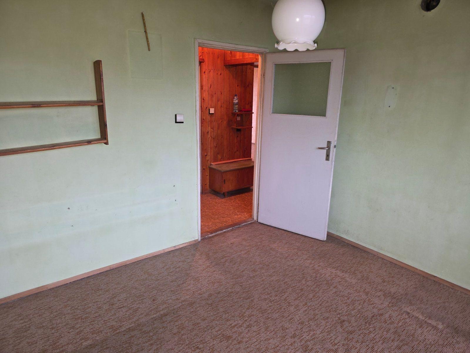 Продава МНОГОСТАЕН, гр. Айтос, област Бургас, снимка 2 - Апартаменти - 55481536