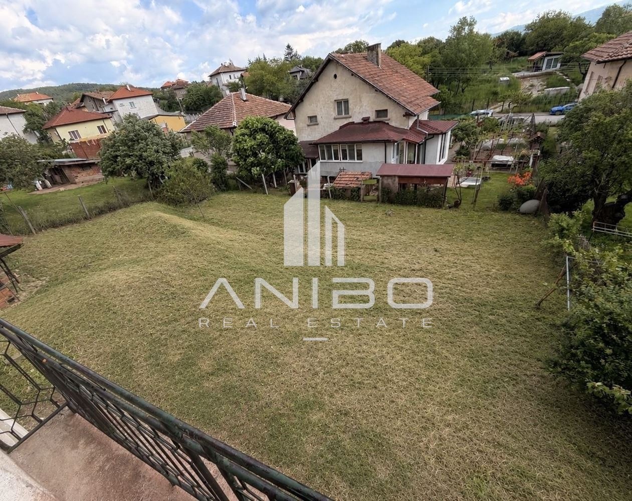 Продава КЪЩА, гр. Годеч, област София област, снимка 16 - Къщи - 56373200