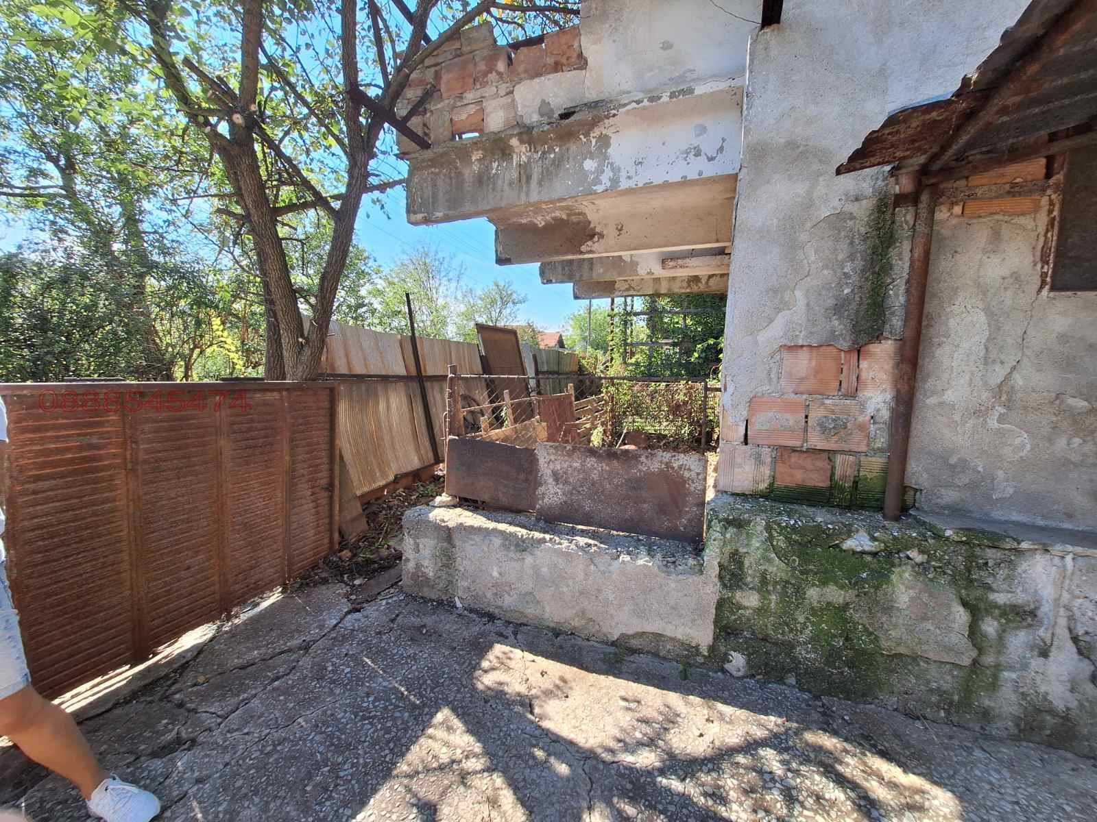 Продава ВИЛА, с. Малки чифлик, област Велико Търново, снимка 3 - Вили - 53816025