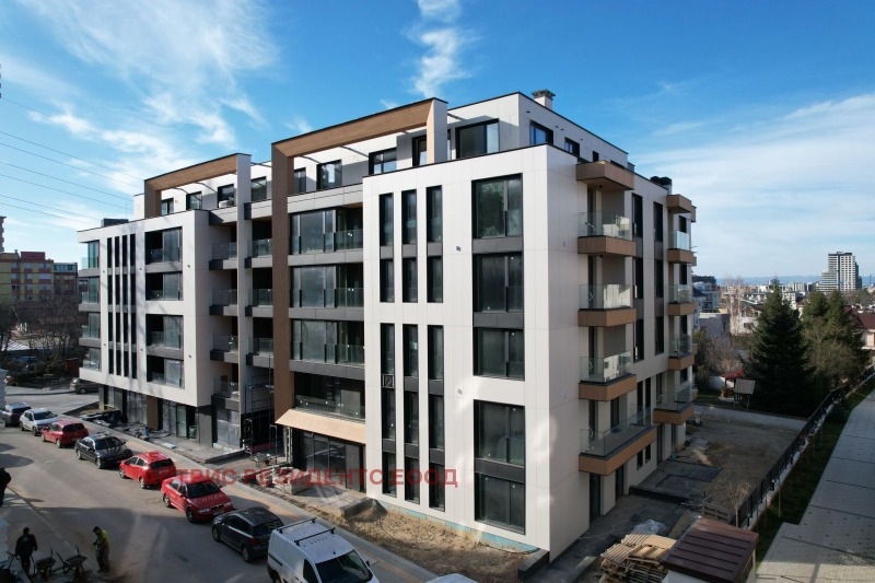 Продава 4-СТАЕН в град София, Кръстова вада - 315 кв.м / 575 000 € » 1 124 602.25 лв., АСТРИС РЕЗИДЕНТС ЕООД