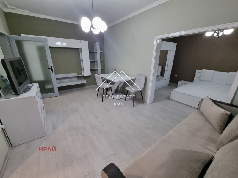 Продава 3-СТАЕН, гр. Стара Загора, Център, снимка 2 - Aпартаменти - 48946729