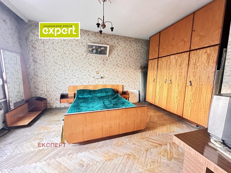 Продава  3-стаен град Плевен , Мара Денчева , 89 кв.м | 28652978 - изображение [11]
