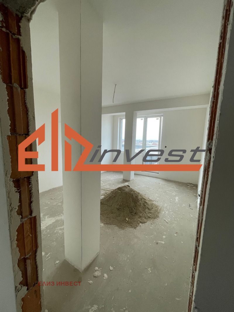 Продава МНОГОСТАЕН, гр. Пазарджик, Център, снимка 3 - Aпартаменти - 49170954