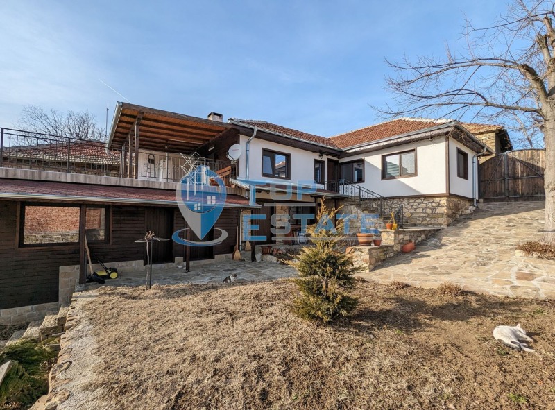 Продава КЪЩА, област Габрово, гр. Трявна • 225000 € • 42585793 — Holmes.bg