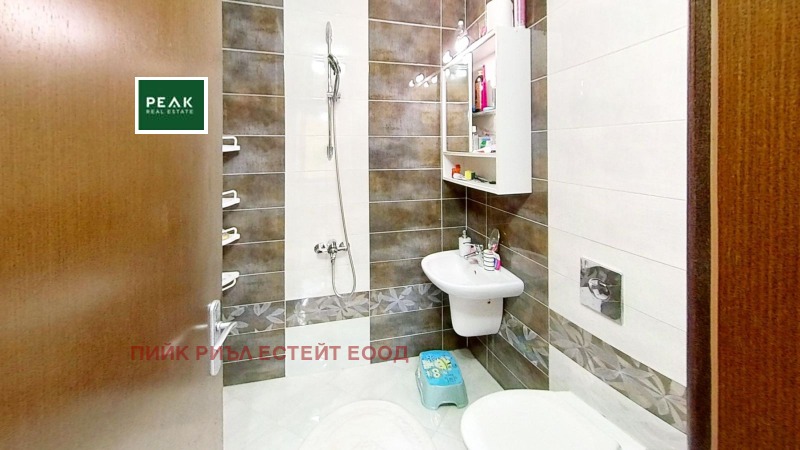 Продава КЪЩА, гр. Габрово, област Габрово, снимка 15 - Къщи - 53438136