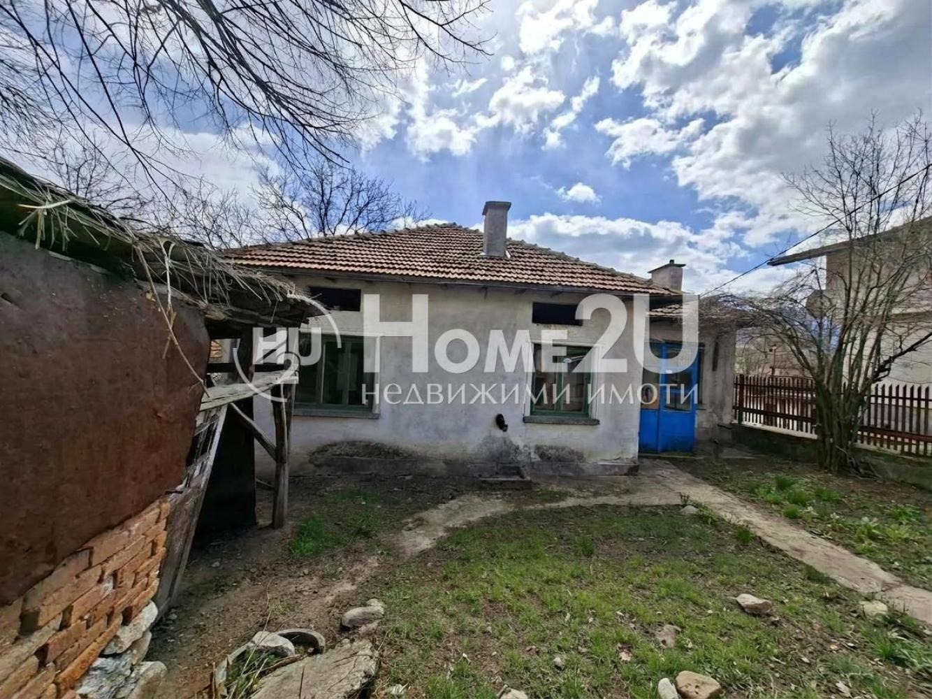Продава КЪЩА, с. Марица, област София област