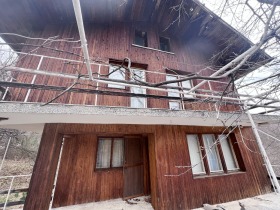 Продажба на имоти в гр. Етрополе, област София - изображение 7 