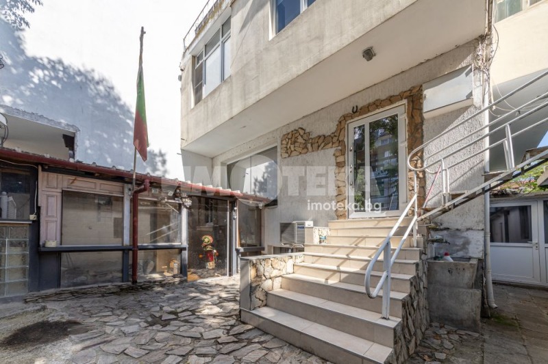 En venta  Piso de la casa Varna , Levski 1 , 156 metros cuadrados | 76970504 - imagen [3]