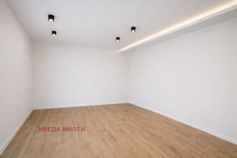 Продава 3-СТАЕН, гр. Варна, Център, снимка 2 - Апартаменти - 53590062