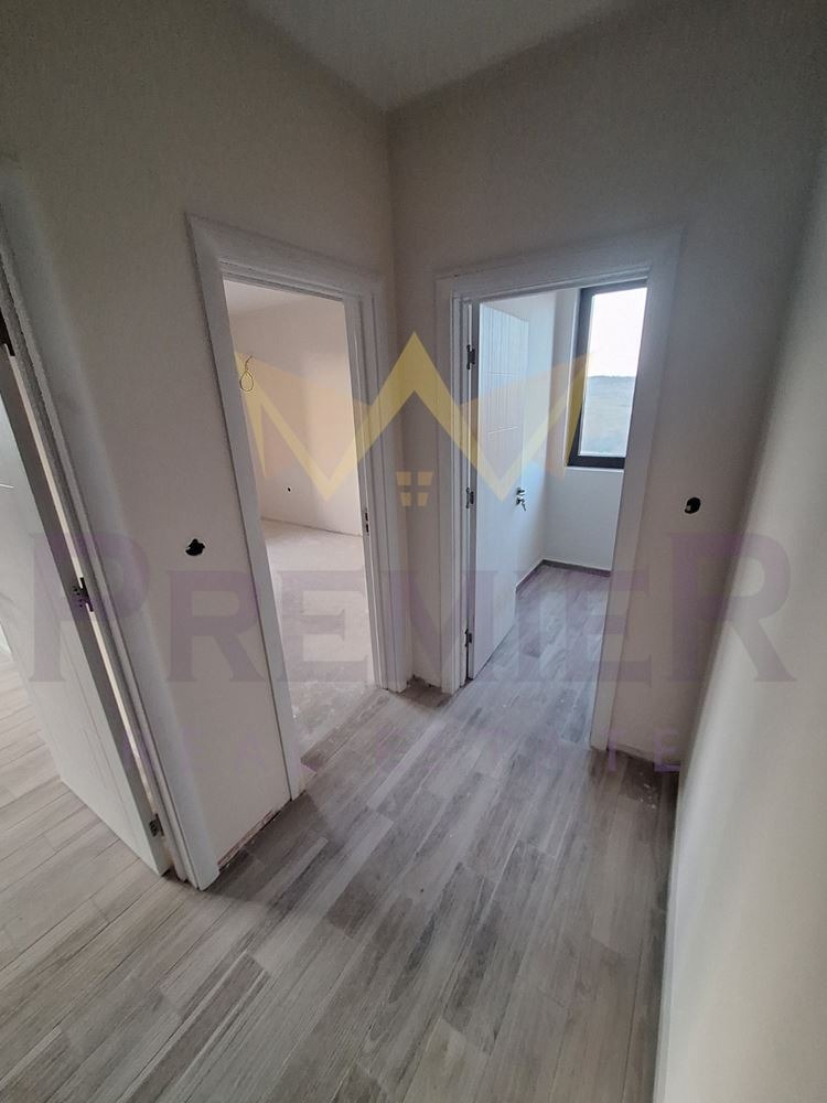 Продава 3-СТАЕН, гр. Бургас, област Бургас, снимка 2 - Апартаменти - 52725674