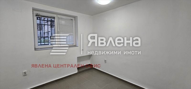 Продава 3-СТАЕН, гр. София, Оборище, снимка 4 - Апартаменти - 53687376