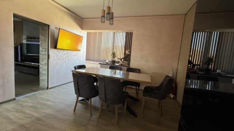 Продава  4-стаен град Плевен , Идеален център , 118 кв.м | 20533215 - изображение [17]