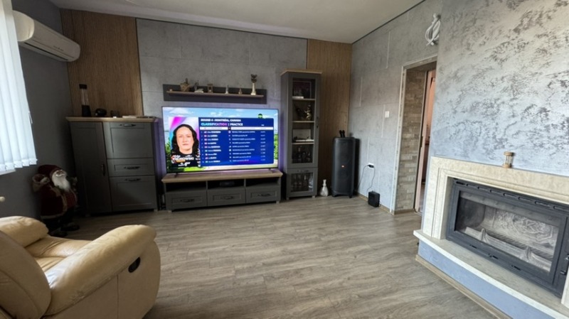 Продава  4-стаен град Плевен , Идеален център , 118 кв.м | 20533215 - изображение [2]