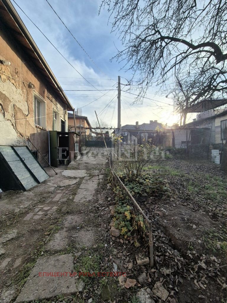 Продава КЪЩА, гр. Перник, Калкас, снимка 9 - Къщи - 54432600