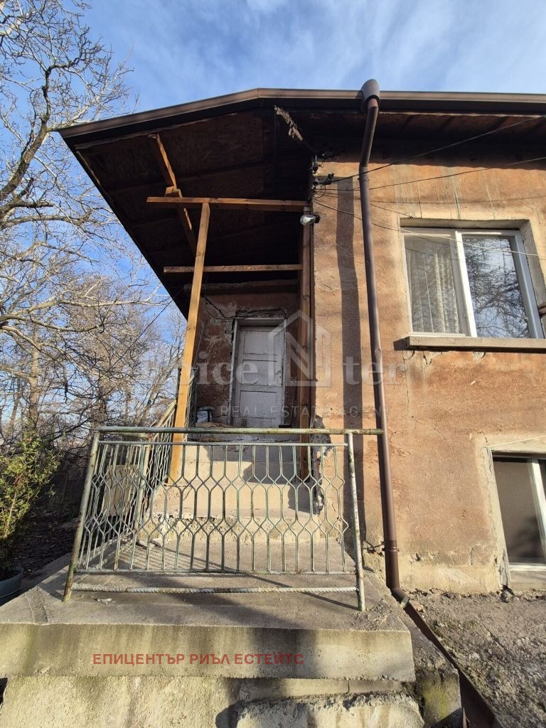 Продава КЪЩА, гр. Перник, Калкас, снимка 12 - Къщи - 54432600