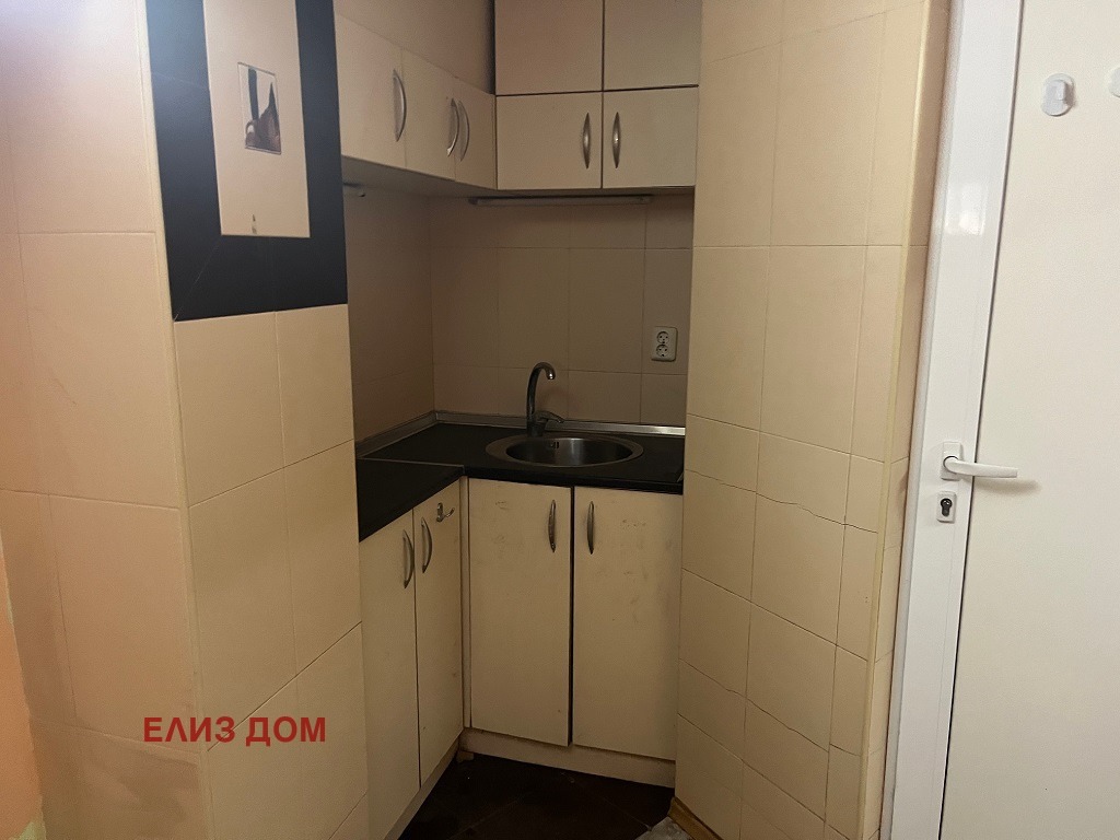 Продава 3-СТАЕН, гр. Варна, Център, снимка 15 - Апартаменти - 54518857