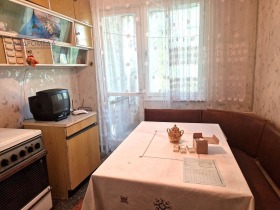 2 dormitoare Șiroc țentâr, Pleven 4