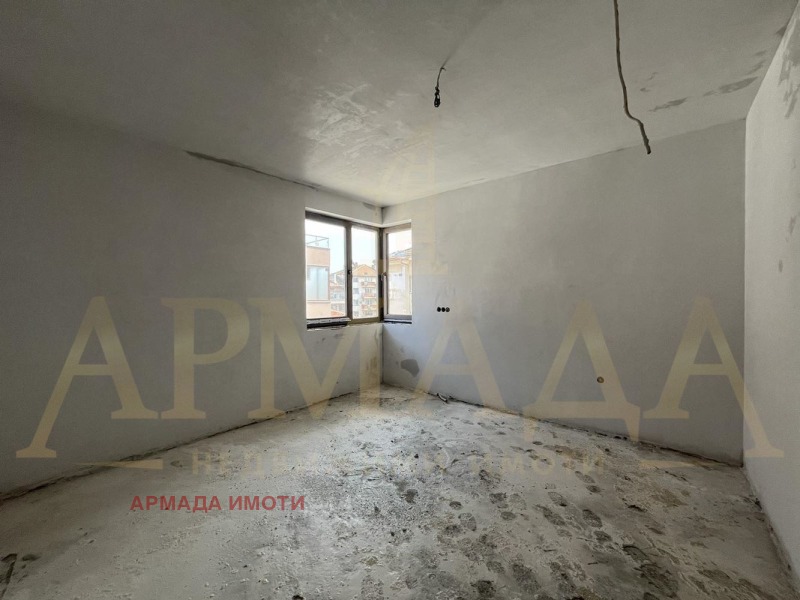 In vendita  2 camere da letto Plovdiv , Proslav , 107 mq | 63434912 - Immagine [3]