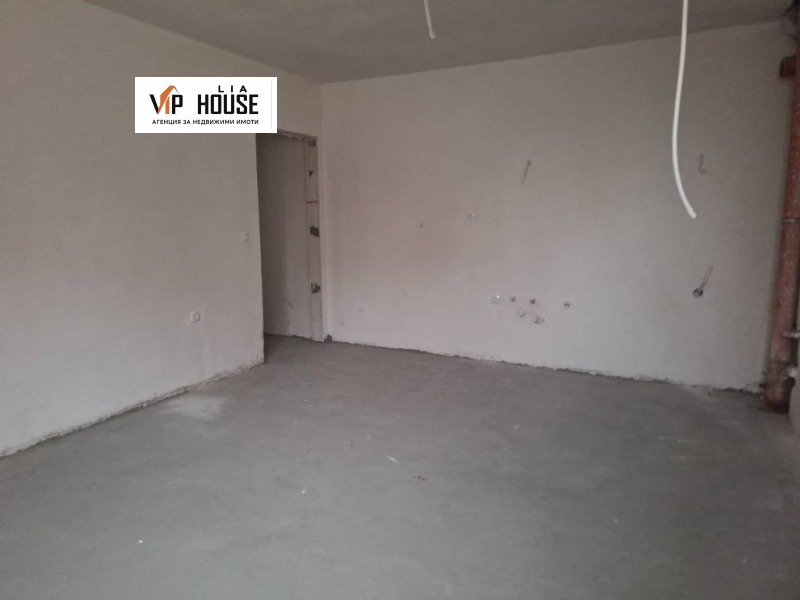 Продава 3-СТАЕН, гр. Пазарджик, Устрем, снимка 2 - Апартаменти - 52689787