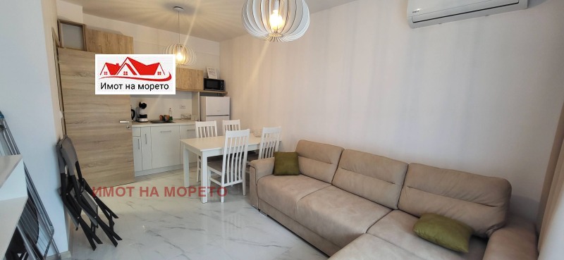 Продава 2-СТАЕН в област Бургас, гр. Приморско - 53 кв.м / 105 000 € » 205 362.15 лв., ИМОТ НА МОРЕТО
