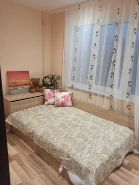 2 Schlafzimmer Ljulin 1, Sofia 8