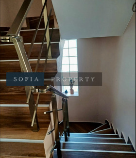 Casa German, Sofia 7