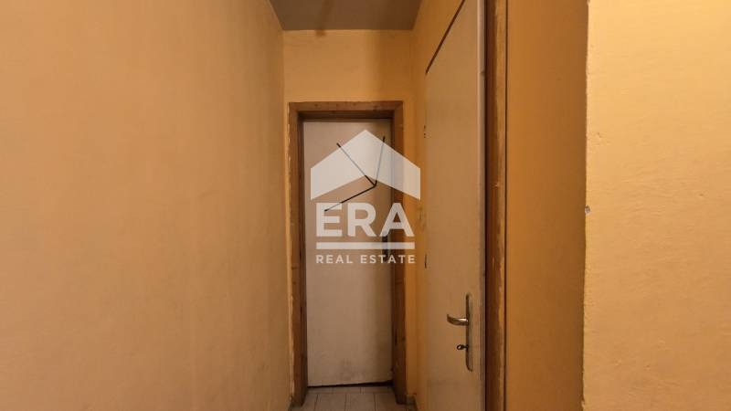 Te koop  Studio Sofia , Zona B-5 , 55 m² | 58899686 - afbeelding [8]