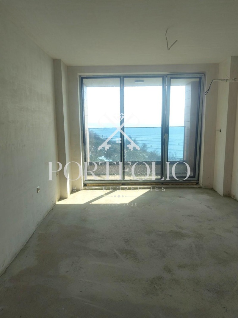 Продава 3-СТАЕН, гр. Бургас, Сарафово, снимка 3 - Апартаменти - 52622845