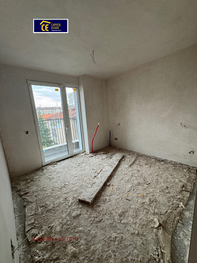 Продава  4-стаен град София , Център , 151 кв.м | 63009342 - изображение [2]