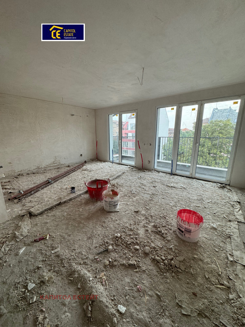 Продава  4-стаен град София , Център , 151 кв.м | 63009342
