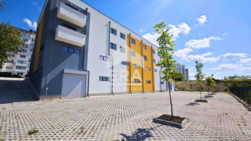 Продава  Магазин, град Търговище, Запад 2 •  494 000 EUR • ID 85209488 — holmes.bg - [1] 