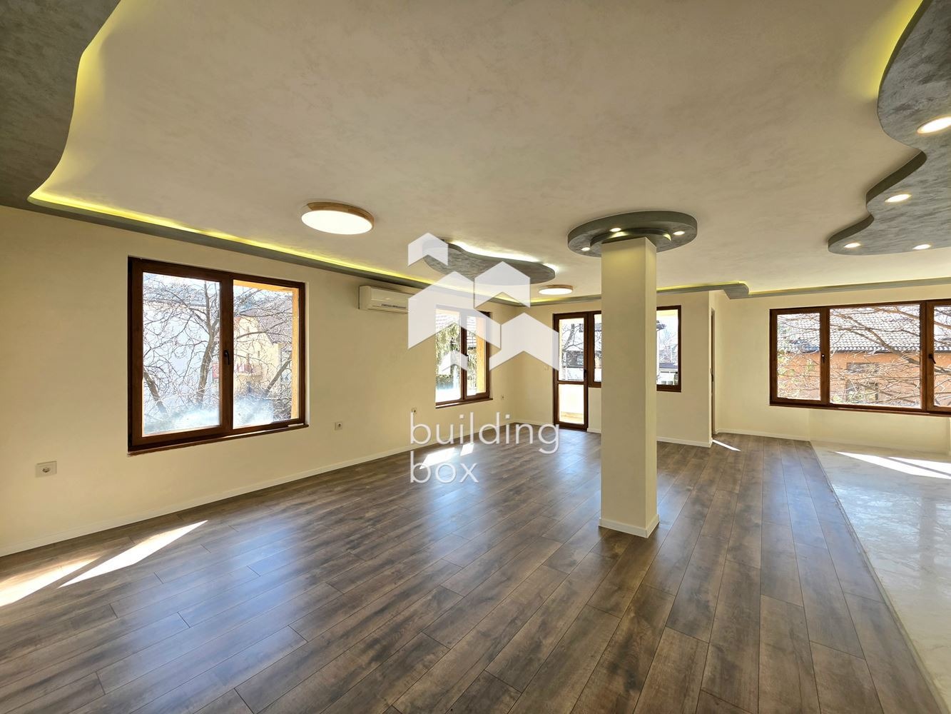 Продава МНОГОСТАЕН, гр. София, Павлово