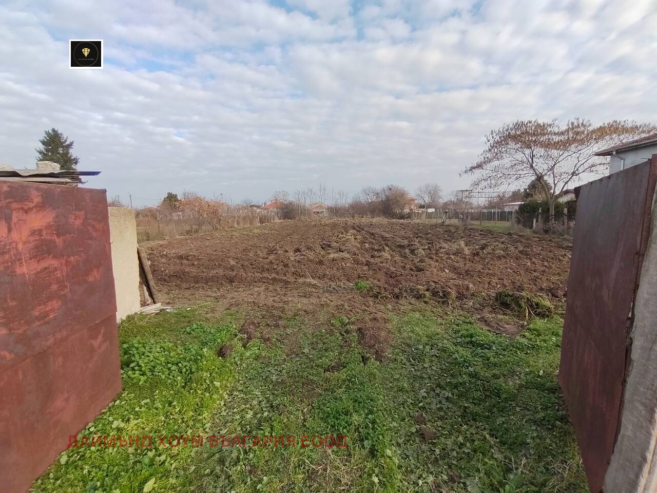 Продава ПАРЦЕЛ, с. Скутаре, област Пловдив