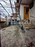 Продава КЪЩА, гр. Провадия, област Варна, снимка 2 - Къщи - 44385473