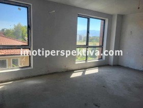 1 Schlafzimmer Kjutschuk Parisch, Plowdiw