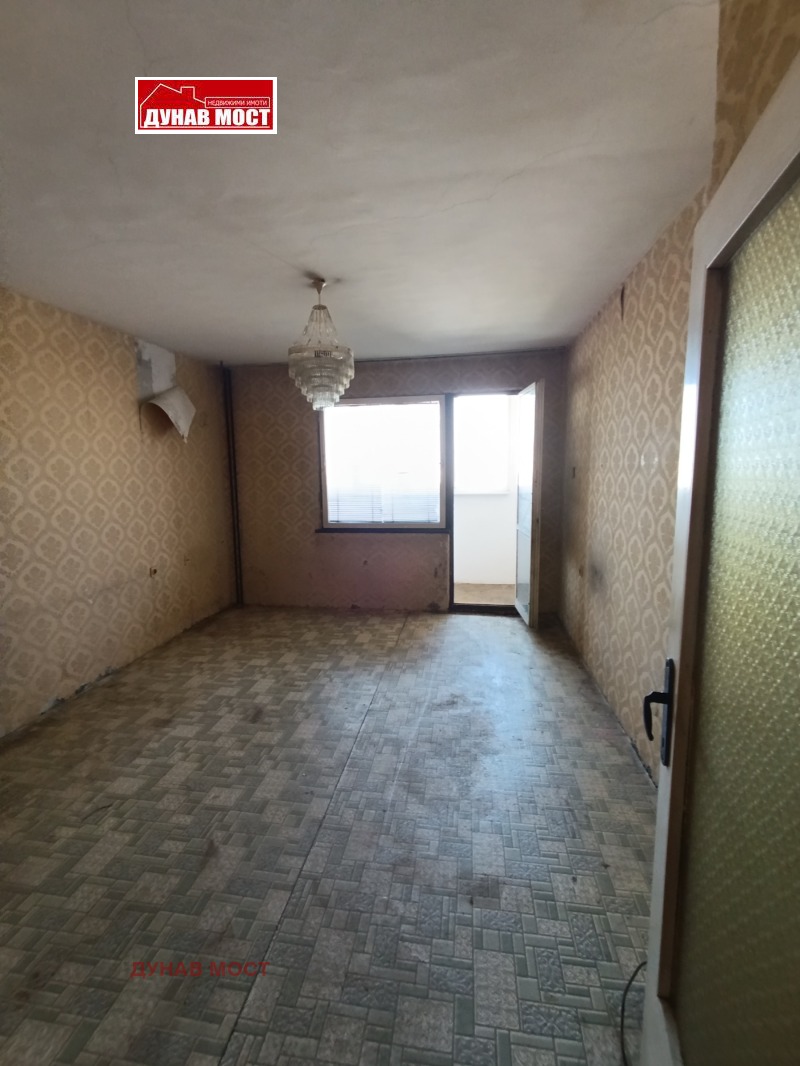 Продава  2-стаен град Русе , Родина 1 , 65 кв.м | 44140256