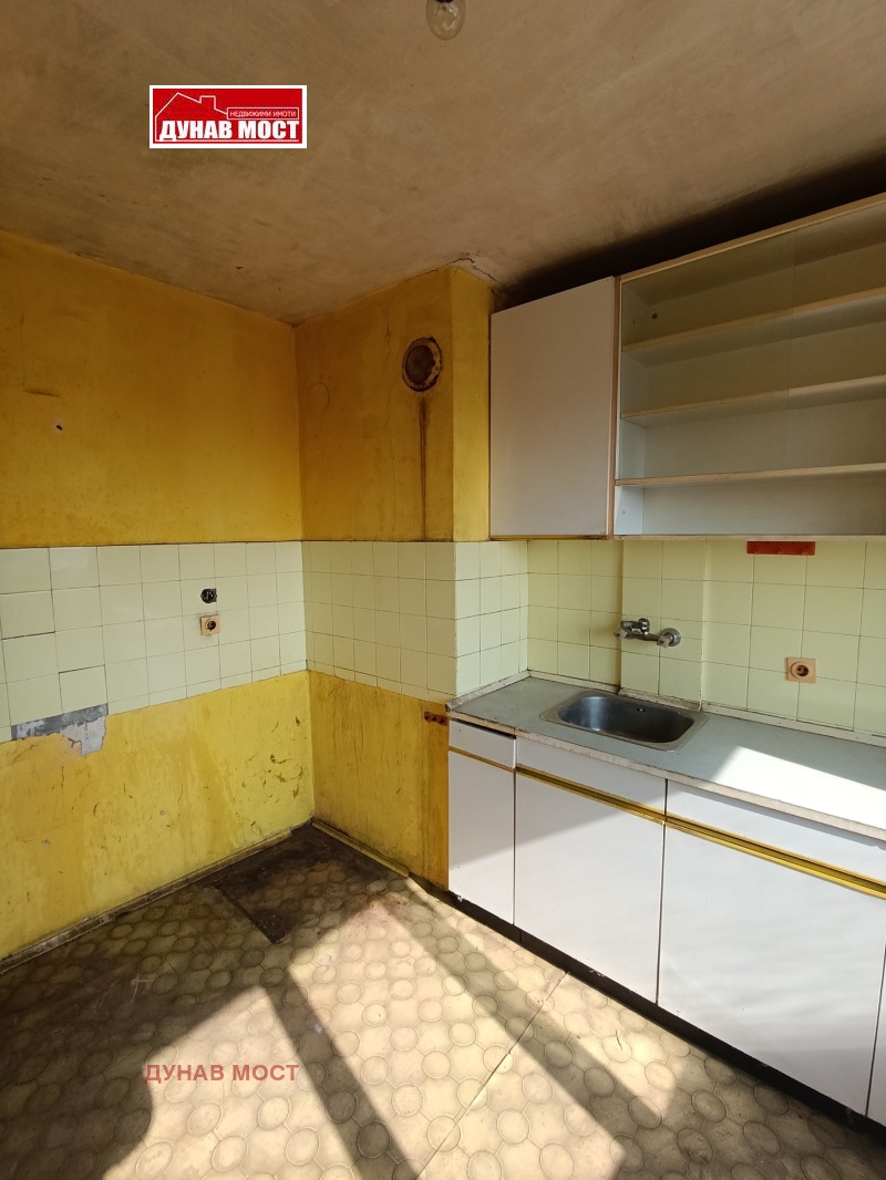 Продава  2-стаен град Русе , Родина 1 , 65 кв.м | 44140256 - изображение [4]