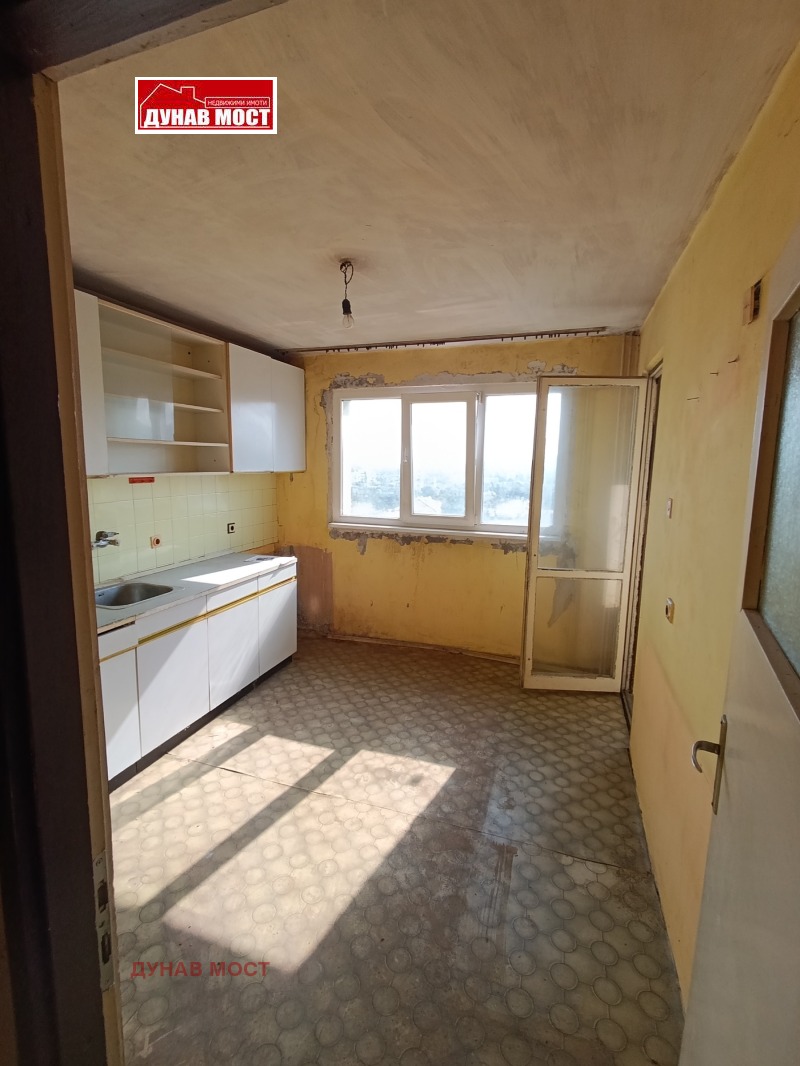 Продава  2-стаен град Русе , Родина 1 , 65 кв.м | 44140256 - изображение [3]