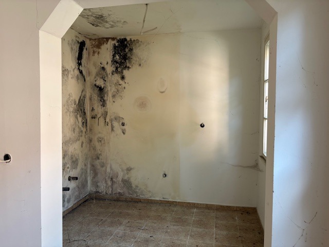 Na prodej  Podlaha domu Plovdiv , Starijat grad , 66 m2 | 49386713 - obraz [13]