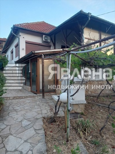 Продава КЪЩА, гр. Бобов дол, област Кюстендил, снимка 4 - Къщи - 54001588